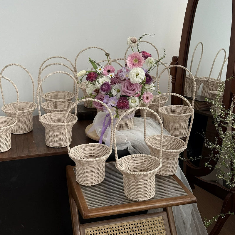 Panier en osier à main pour composition florale