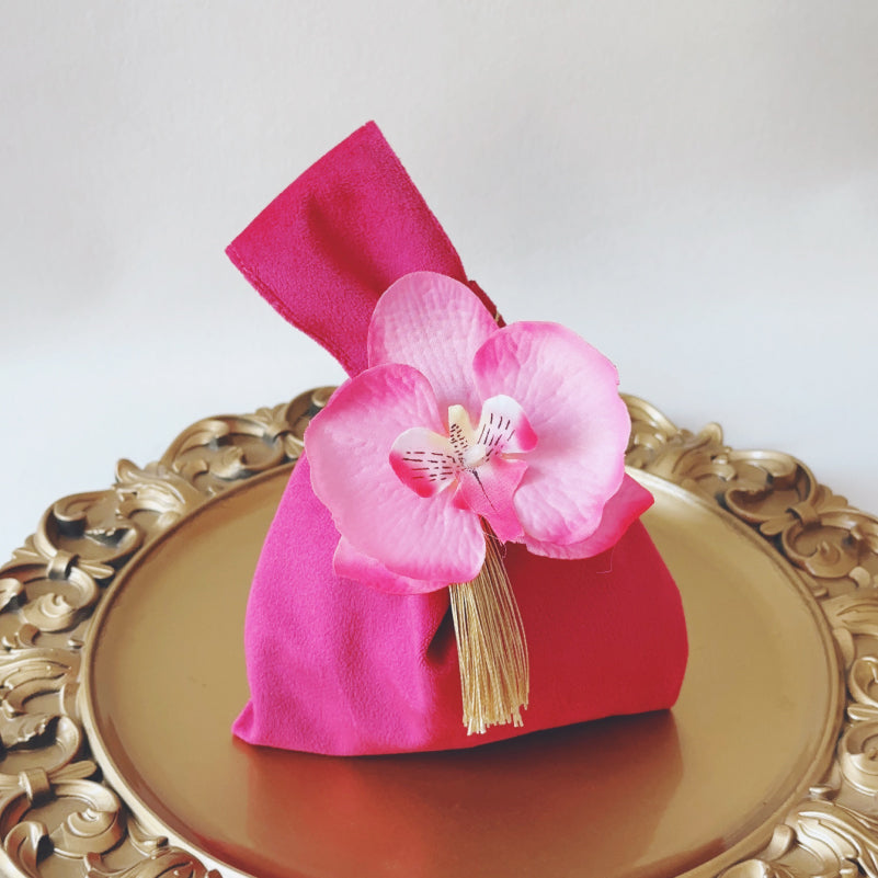 Velvet Gift Bags with Artificial Flower Pack 10