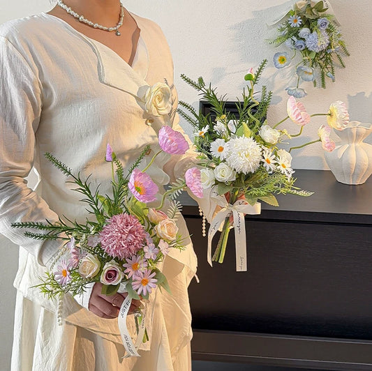 Bouquet de fleurs sauvages pour demoiselles d'honneur style bohème chic