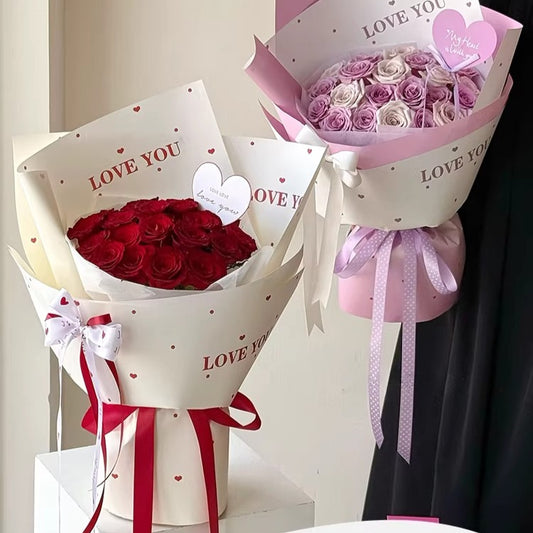 20 feuilles de papier fleuriste « LOVE YOU » pour la Saint-Valentin (53x53cm)