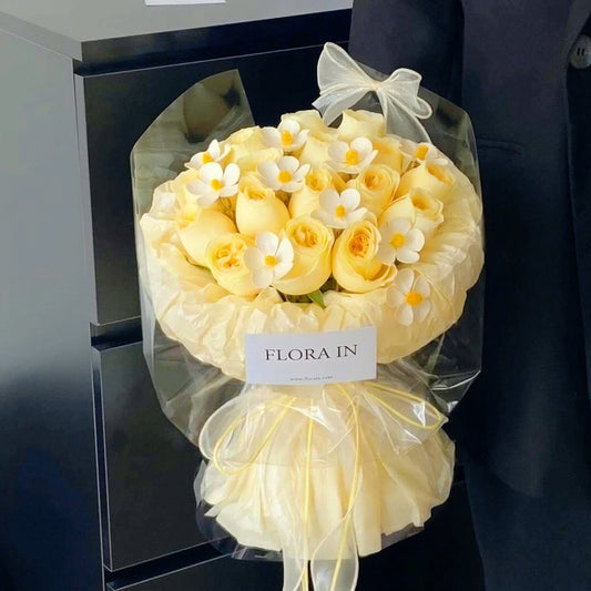 Pearlescent Floral Tissue Paper Pack 20 (20" x 28")