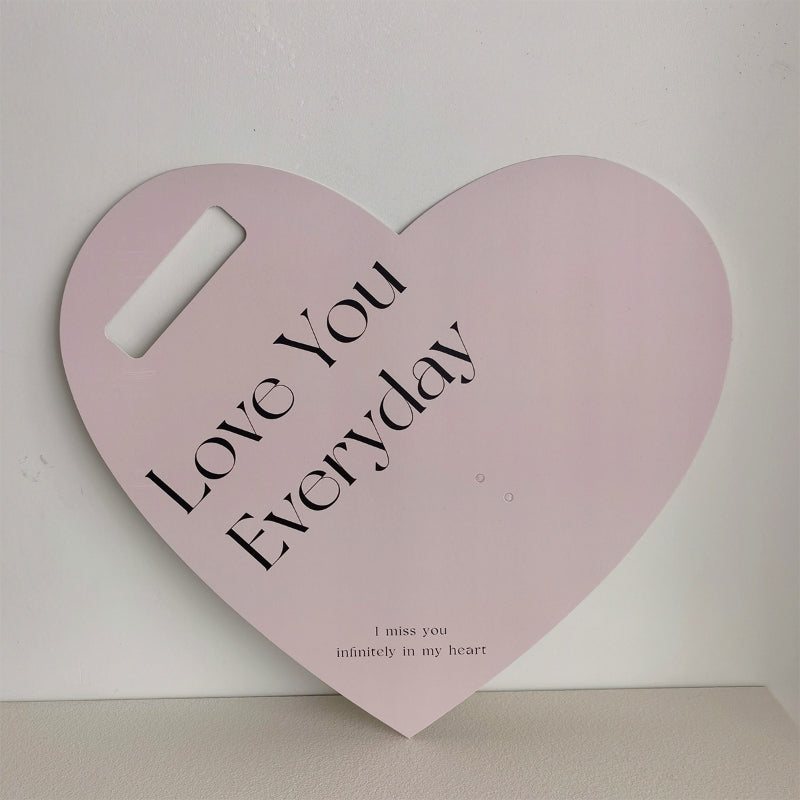 Heart-Shaped Single Stem Bouquet Carrier Card Pack 10