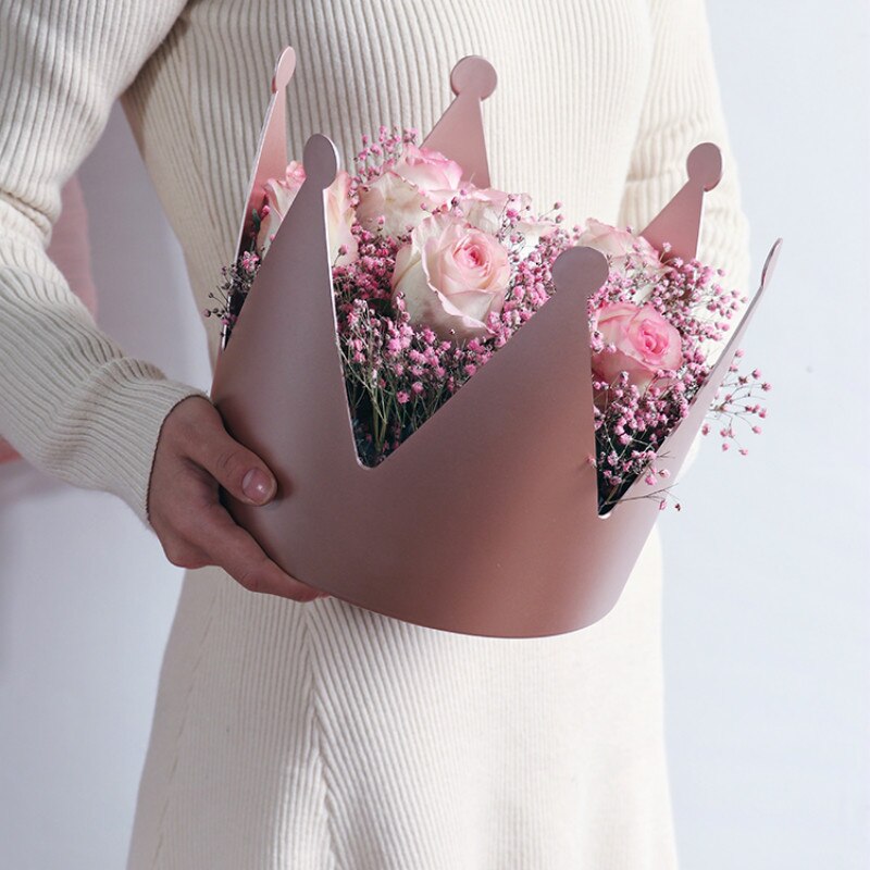 Crown flower gift box