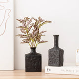 Load image into Gallery viewer, Minimal Black Flower Ceramic Vase