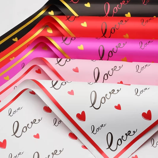 20 feuilles de papier pour bouquet LOVE cœur rouge Saint-Valentin (57x57 cm)