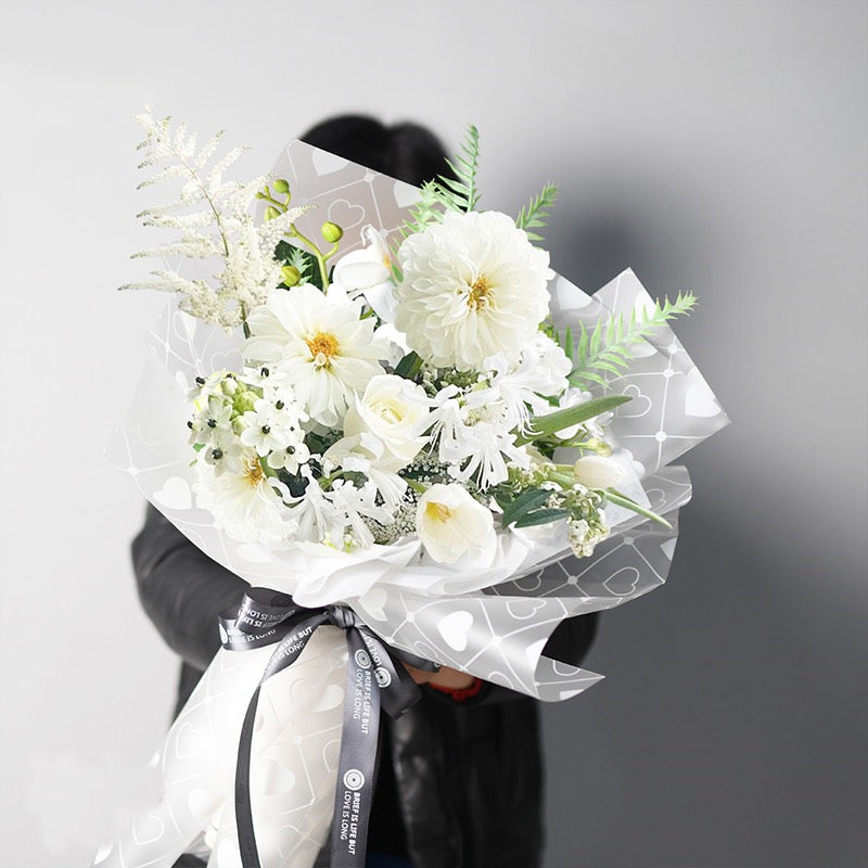 20pcs Heart Print Frosted Cellophane Wrap (58x58cm)