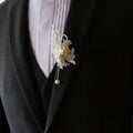1 boutonniere