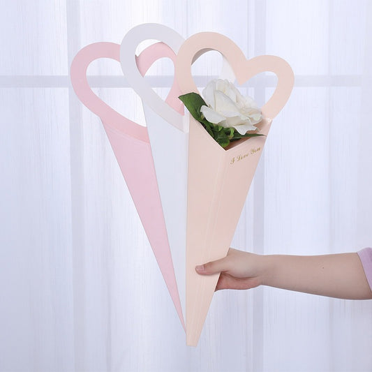 10pcs Heart Cutout Flower Cone Boxes