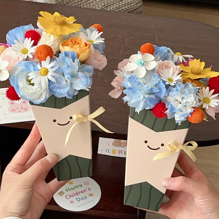 12pcs Smiley Face Flower Gift Box