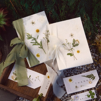 Real Dried Pressed Flower Wedding Vow Cards (Set of 2)