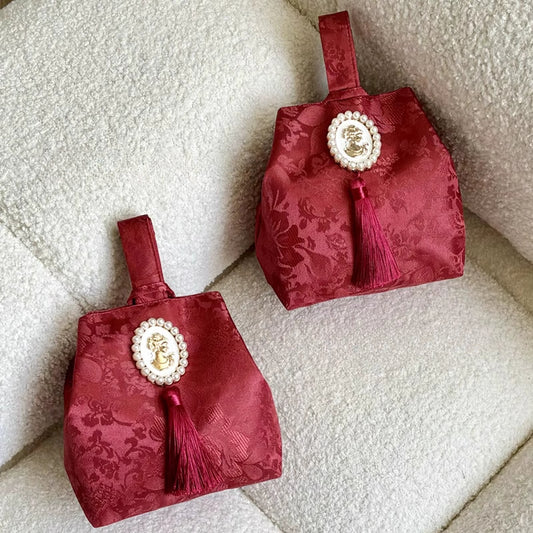 Sacs cadeaux de fête vintage ornés de pompons