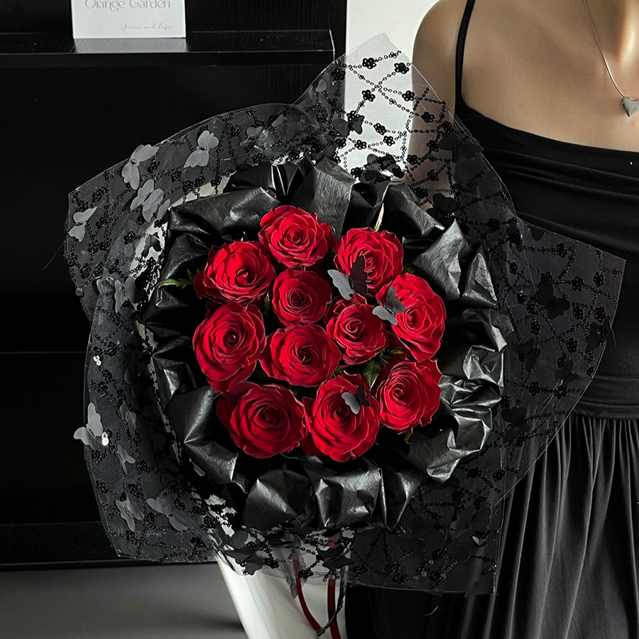 Sequined Butterfly Bouquet Tulle Wrap (130x50cm)