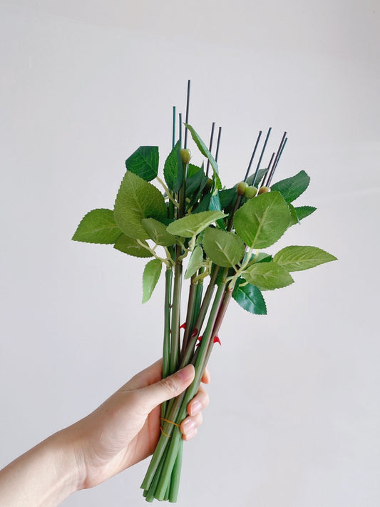 3D Printed Artificial Stems for DIY Crafting
