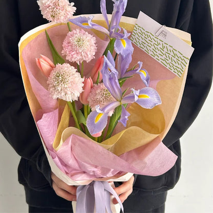 Papier de soie motif fleurs aquarelle (58 cm x 4,5 m)