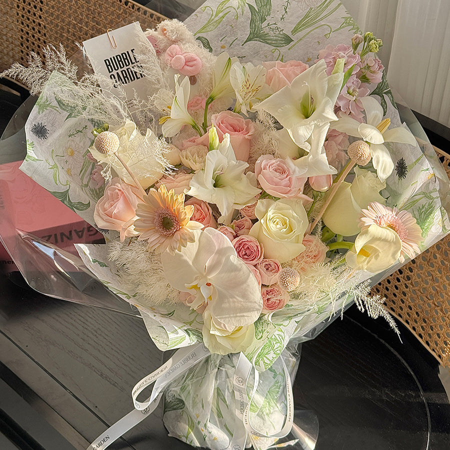 Spring Floral Non-Woven Wrap Paper (50cmx5Yd)