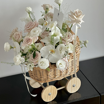 Panier à fleurs pour poussette de bébé en rotin