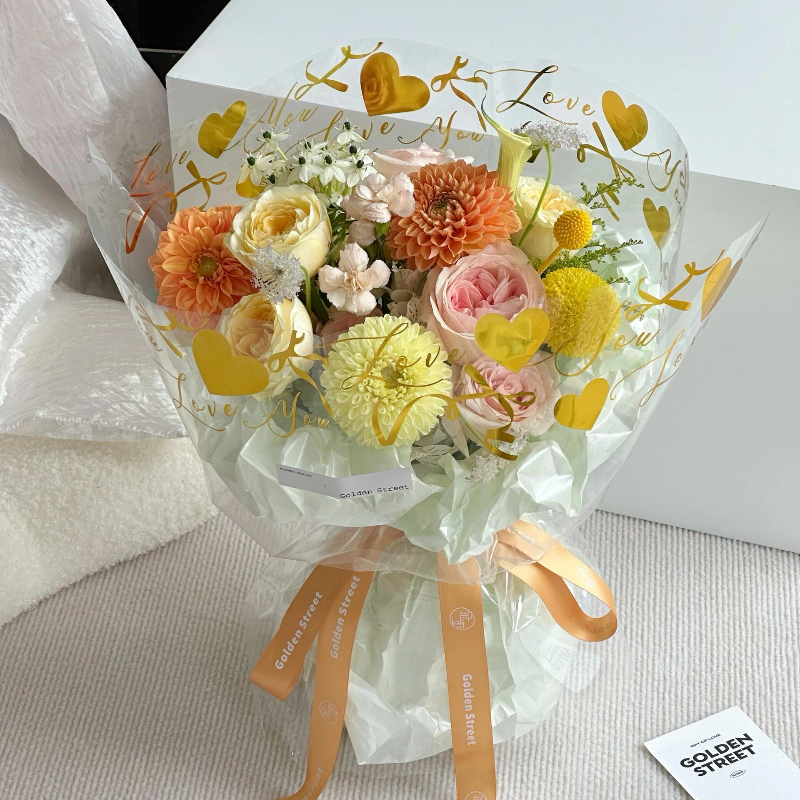 Gold LOVE Clear Cellophane Paper Pack 20 (57x57cm)