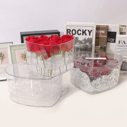 Boîte de présentation pour roses en acrylique transparent en forme de cœur