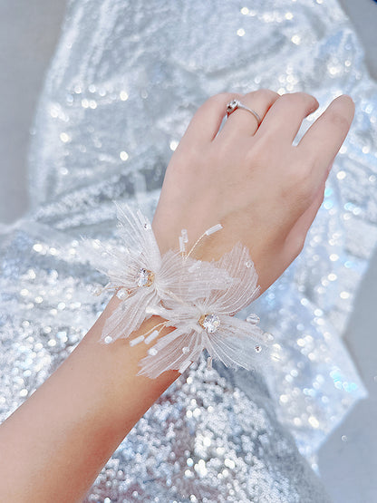 White Floral Tulle Wedding Wrist Corsages