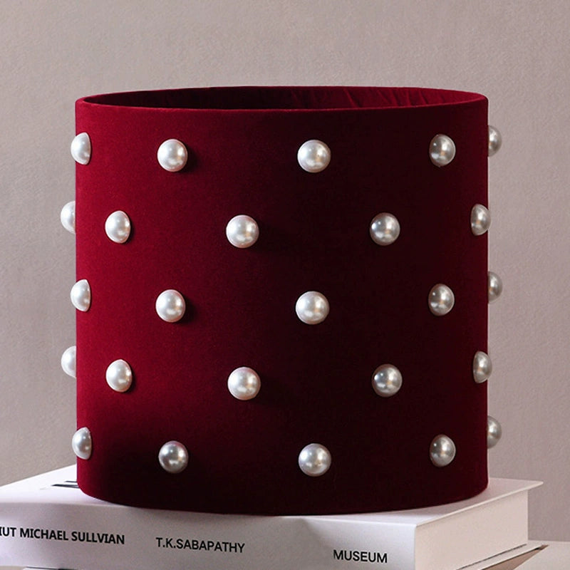 Coffret cadeau floral en velours orné de perles