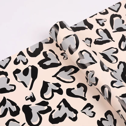 20pcs Leopard Heart Flower Wrap Paper (57x57cm)