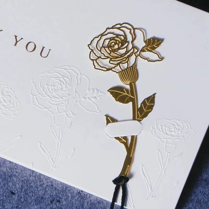 Carte de vœux florale en relief avec marque-page rose