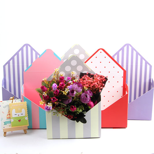 10pcs Envelope-Shaped Floral Bouquet Gift Box