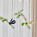 Load image into Gallery viewer, Spiral Hanging Glass Flower Vase