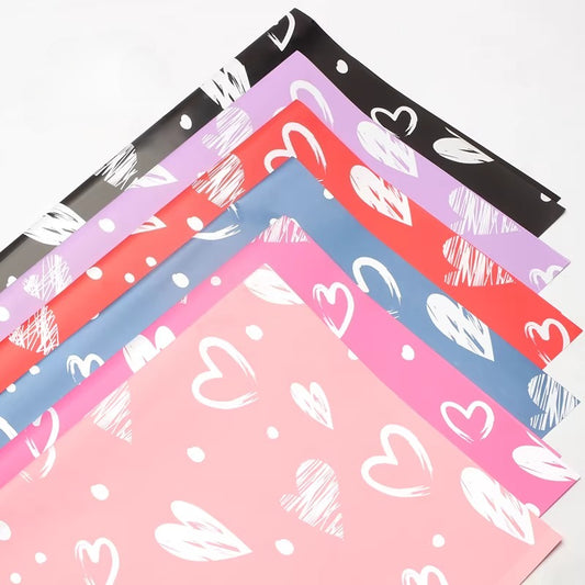 20 feuilles de papier d'emballage pour bouquet à motifs de cœurs (57x57 cm)