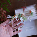 1 wrist corsage