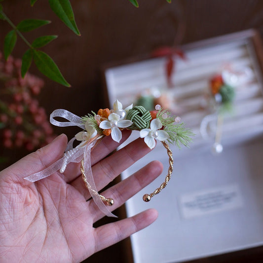 Forest Berries Boutonniere Wrist Corsage Set