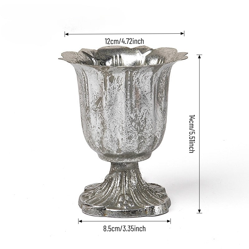 Vase trompette jardinière en métal argenté antique