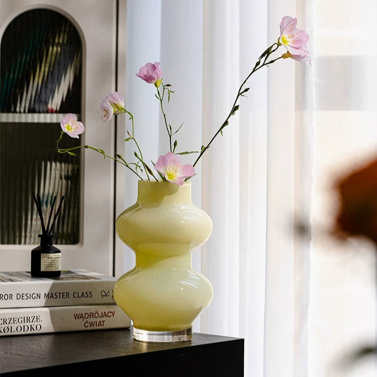 Vase géométrique moderne en verre crème