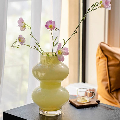 Vase géométrique moderne en verre crème