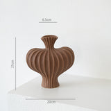 Load image into Gallery viewer, Minimalist Ribbed Ceramic Art Vase