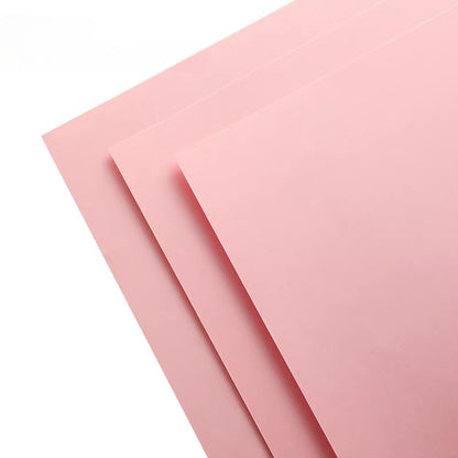 20 feuilles de papier kraft uni (44 x 58 cm)
