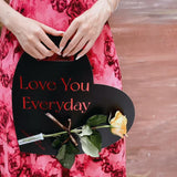 Load image into Gallery viewer, Heart-Shaped Single Stem Bouquet Carrier Card Pack 10