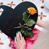 Load image into Gallery viewer, Heart-Shaped Single Stem Bouquet Carrier Card Pack 10