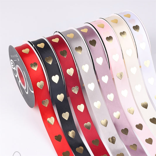 شريط هدايا مطبوع عليه قلب ذهبي (2.5 سم × 40 ياردة)