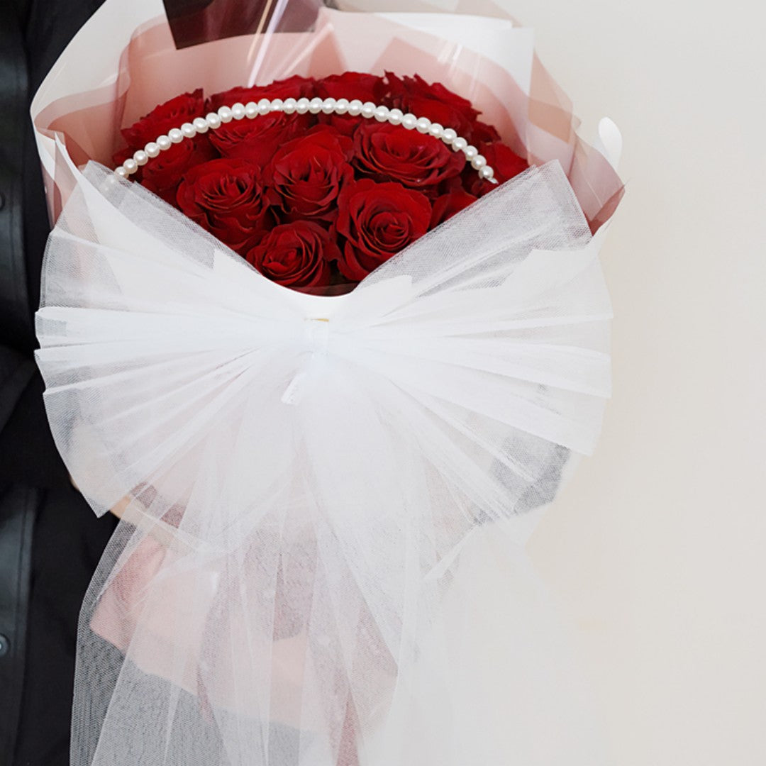 Large Tulle Gift Bow for Bouquet Decoration