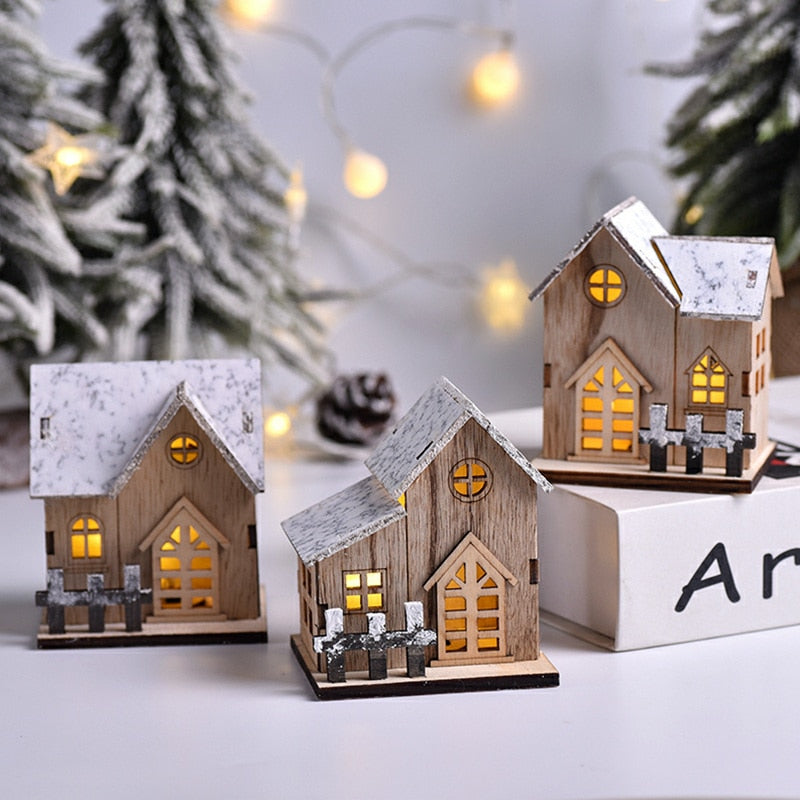 Village de Noël : maison lumineuse à LED en bois