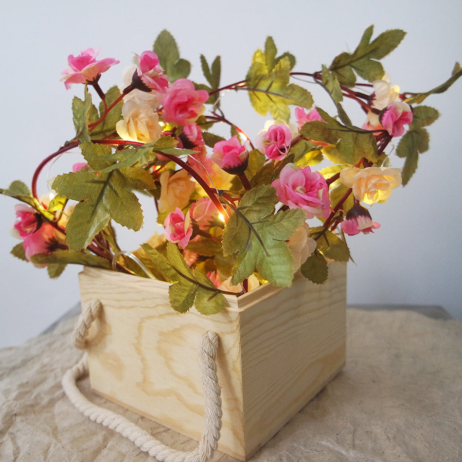 Guirlande lumineuse de 30 roses LED, 2,5 mètres