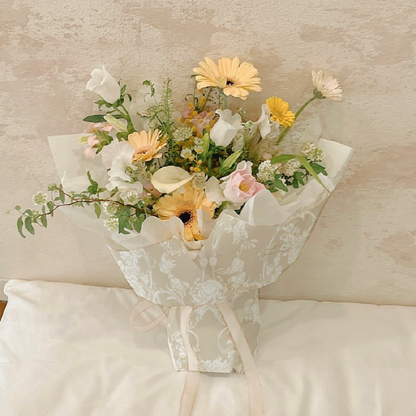 10pcs Floral Lace Print Bouquet Paper (58x58cm)
