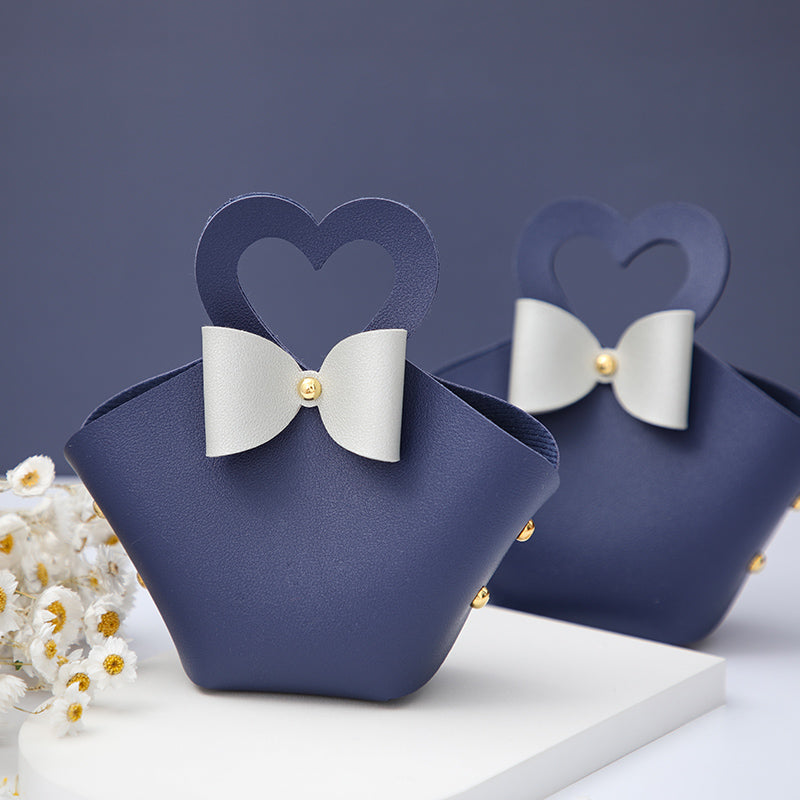 Sachet cadeau pour invités avec poignée cœur, lot de 20 (6x5x16cm)