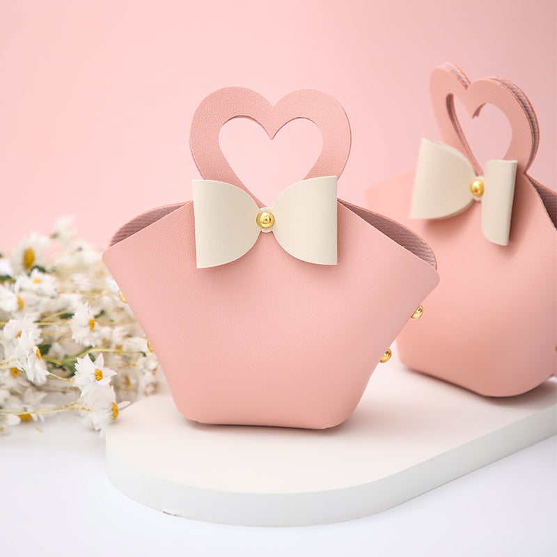 Sachet cadeau pour invités avec poignée cœur, lot de 20 (6x5x16cm)