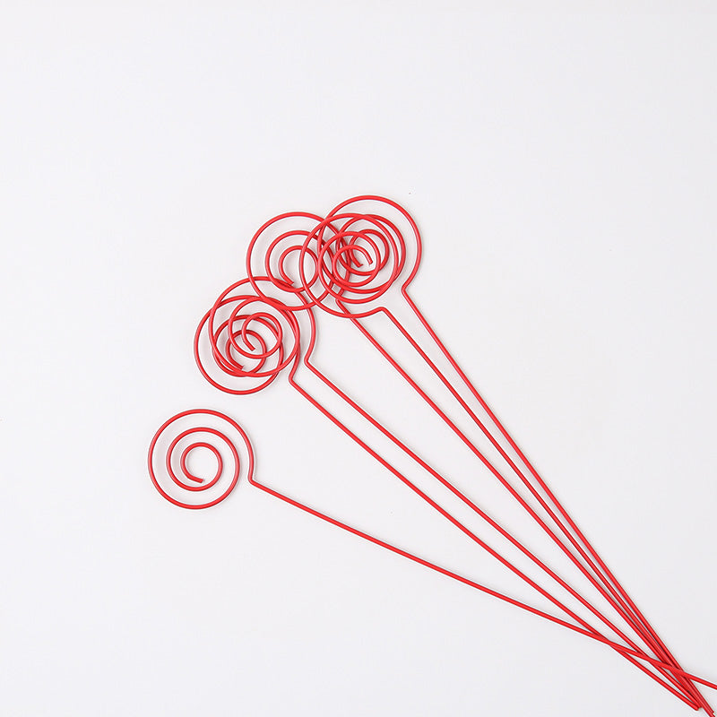 30 porte-cartes à piquer motifs fleurs rouges et roses