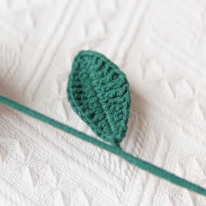 Set of 5pcs Finished Crocheted Gradient Rose Handmade Artificial Flower Branch