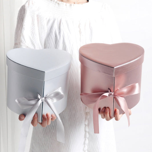 Pearlescent Heart Gift Box Large with Ribbon