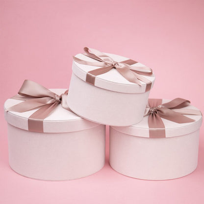 Velvet Round Gift Wrap Box with Ribbon