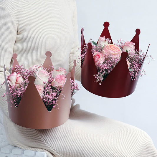 Crown floral arrangements box 